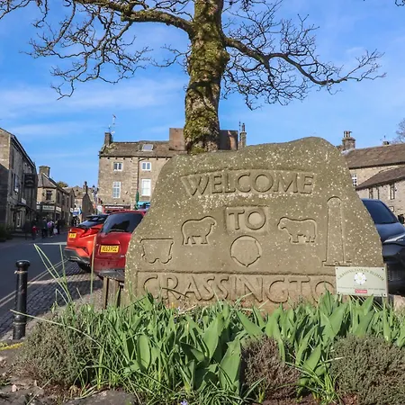 2 The Square * Skipton