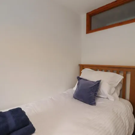 2 The Square Holiday home