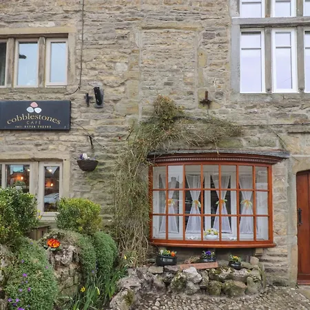 2 The Square Holiday home Skipton