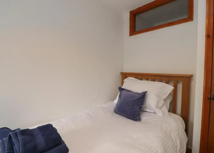 2 The Square בית נופש